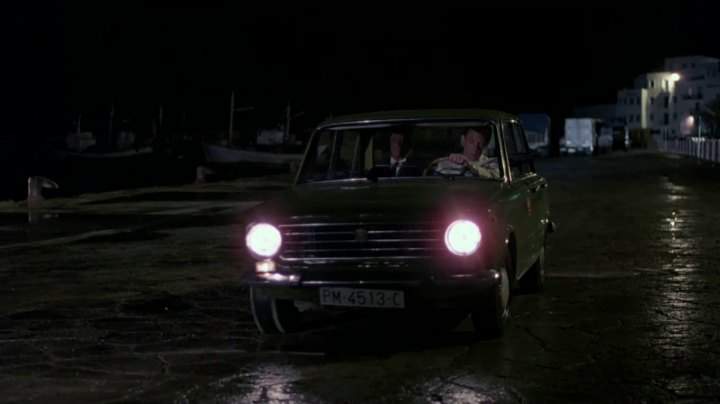 Seat 124 D
