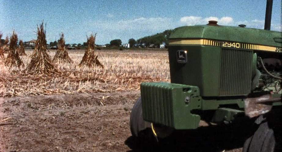 John Deere 2940