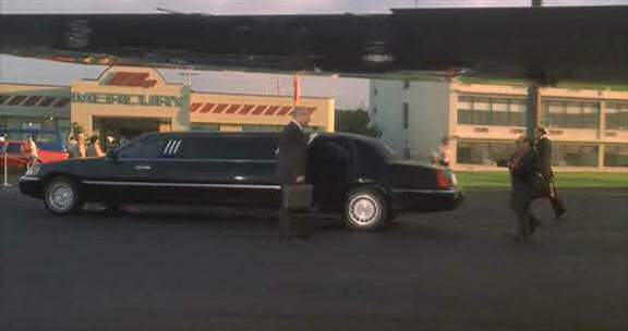 Lincoln Town Car Stretched Limousine