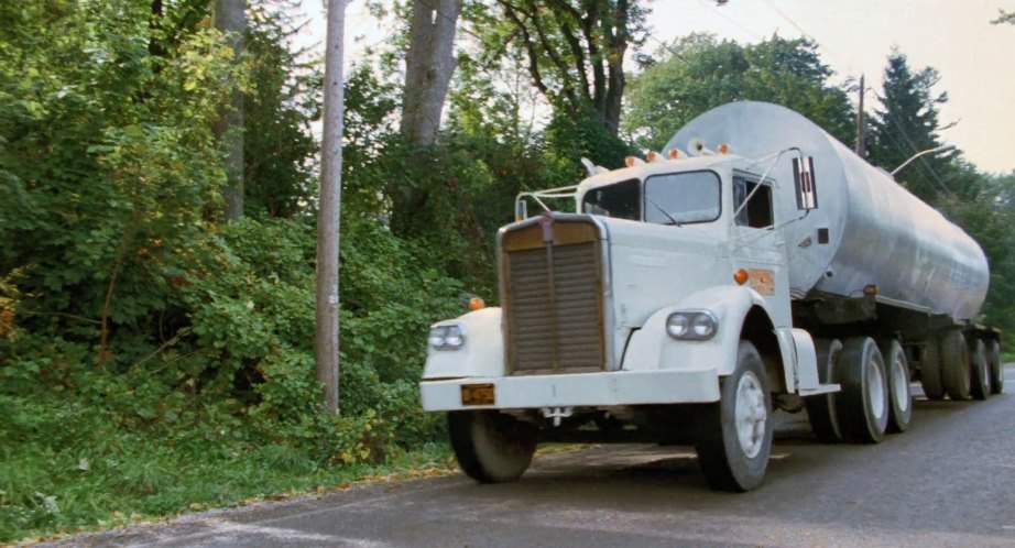 Kenworth 524