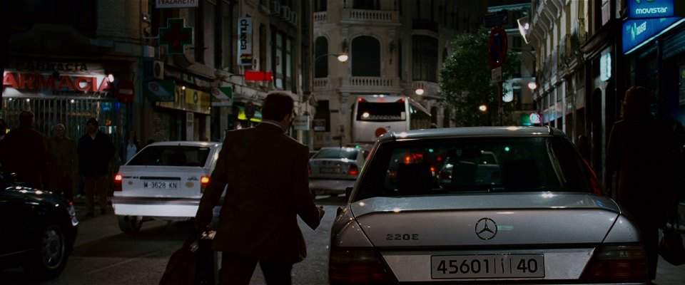 Mercedes-Benz 220 E