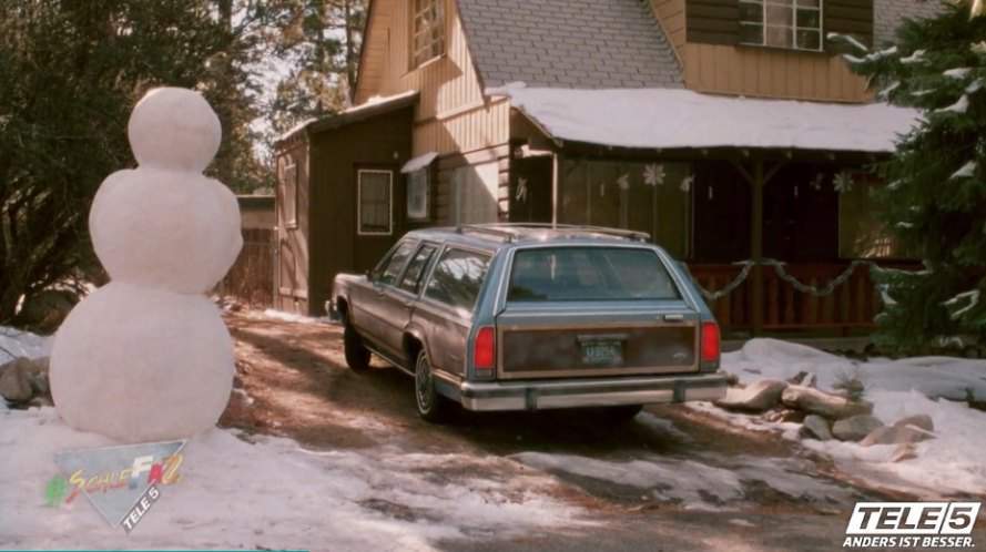 Ford LTD Country Squire