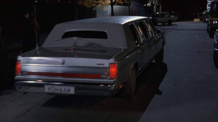 Lincoln Town Car Stretched Limousine