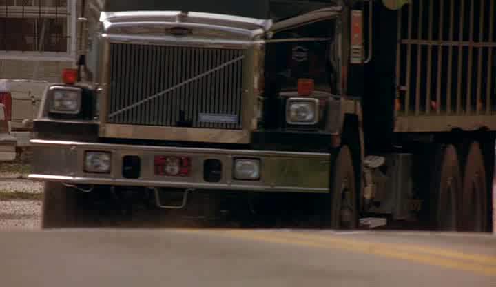 Autocar ACL 64