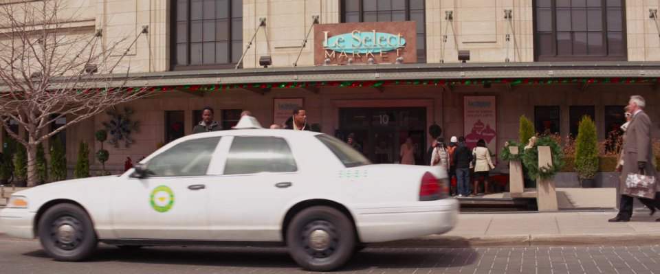 Ford Crown Victoria