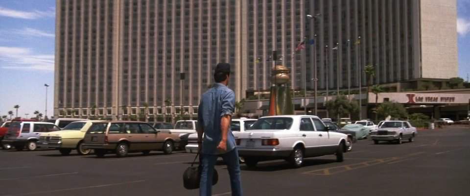 Pontiac Sunbird Safari