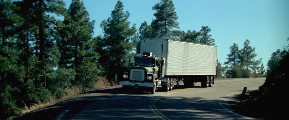 Mack RS-712 LST