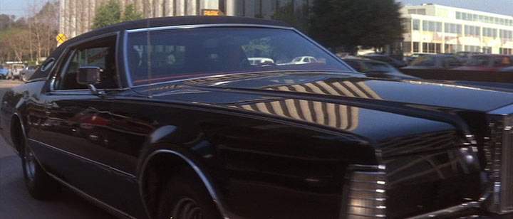 Lincoln Continental Mark IV