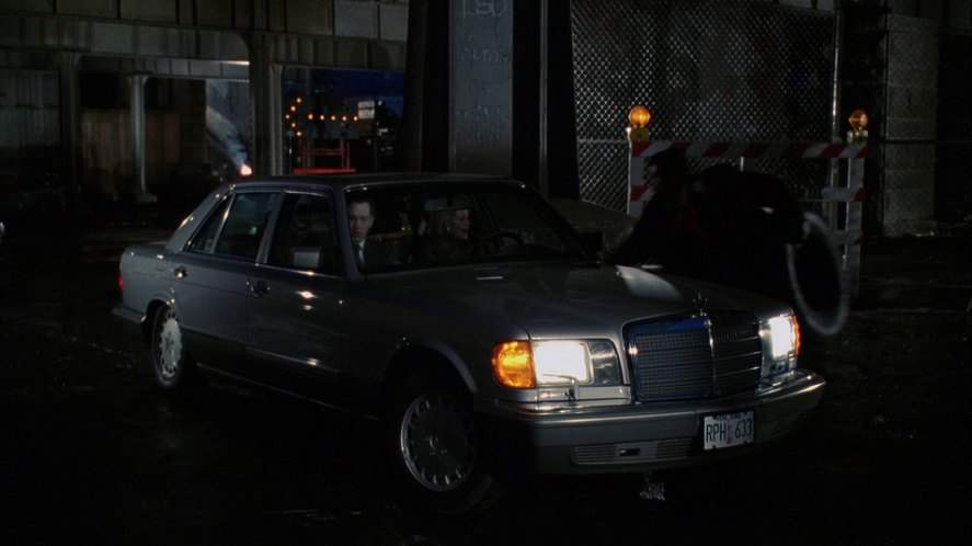 Mercedes-Benz 560 SEL