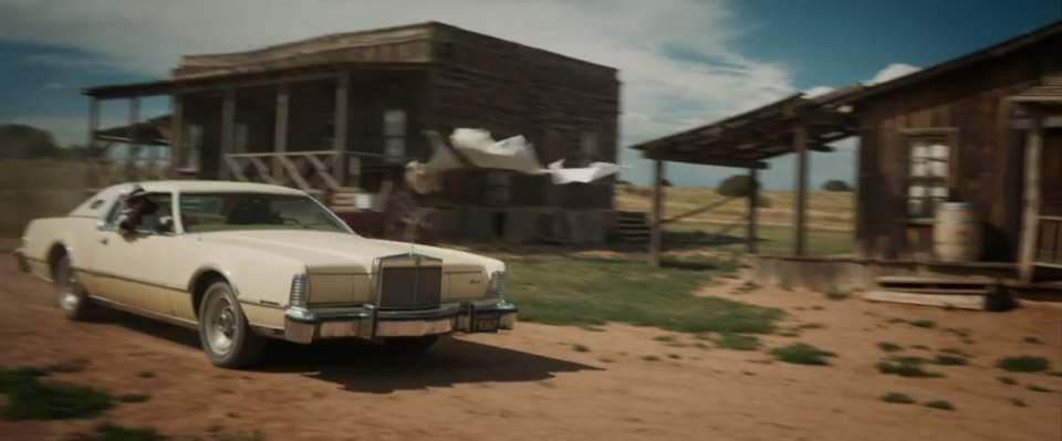 Lincoln Continental Mark IV