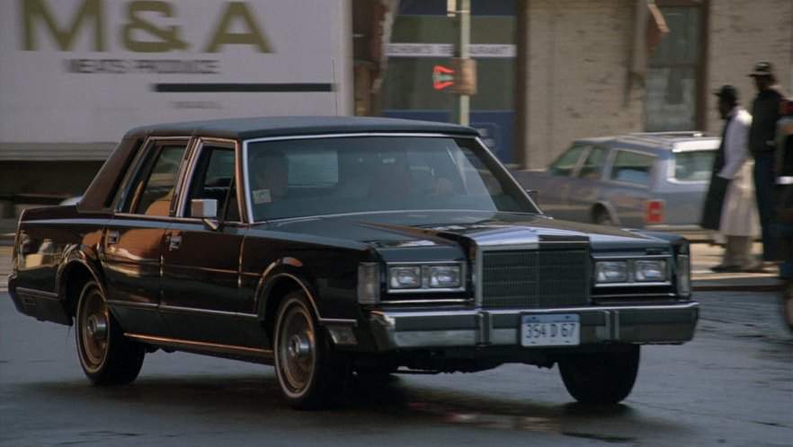 Lincoln Town Car