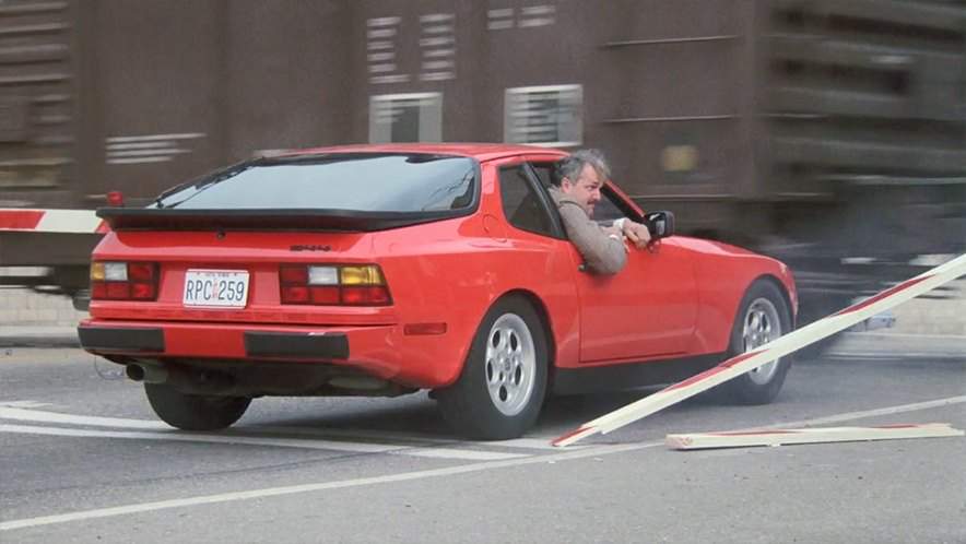 Porsche 944