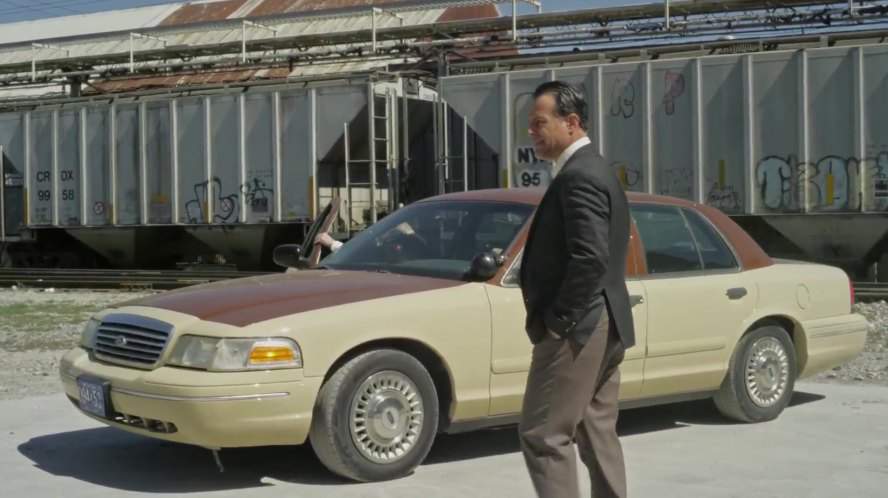 Ford Crown Victoria