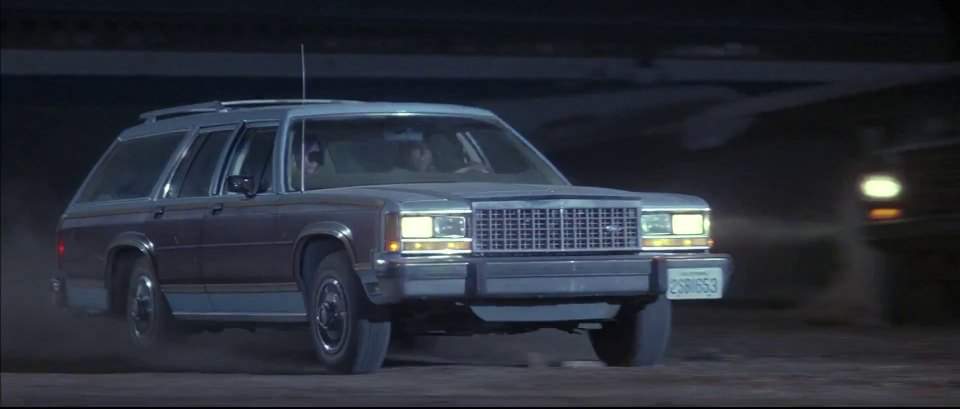 Ford LTD Country Squire