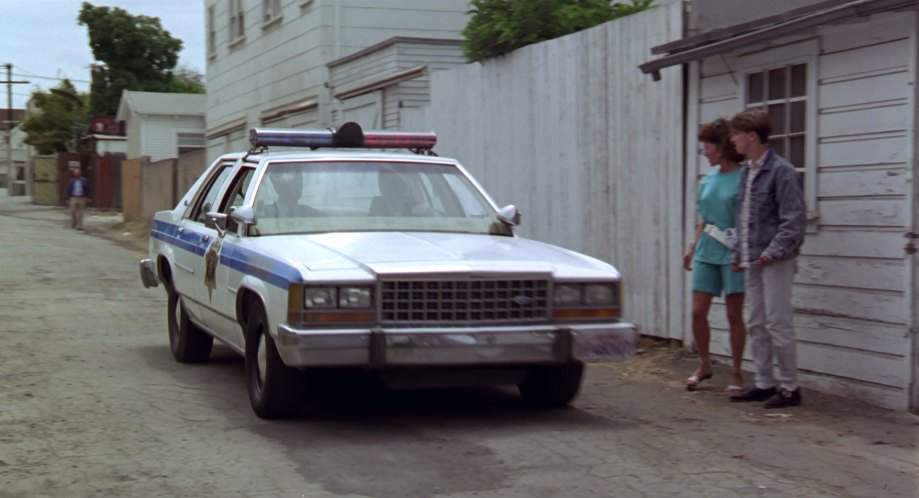 Ford LTD Crown Victoria