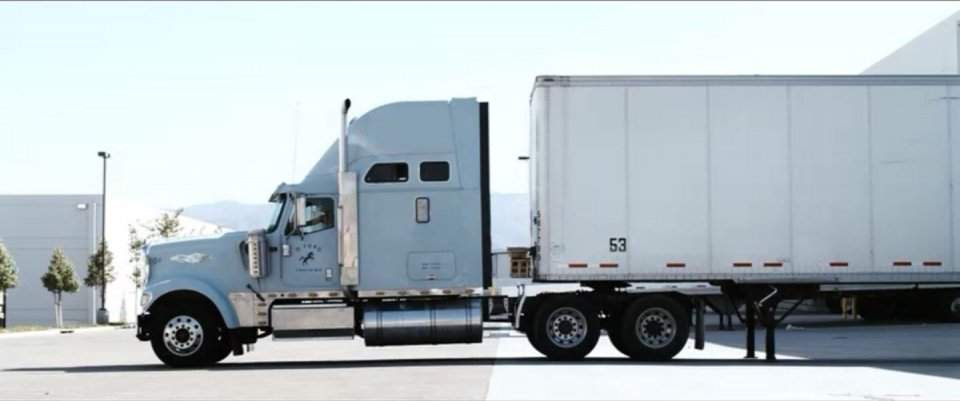 International 9900 Eagle