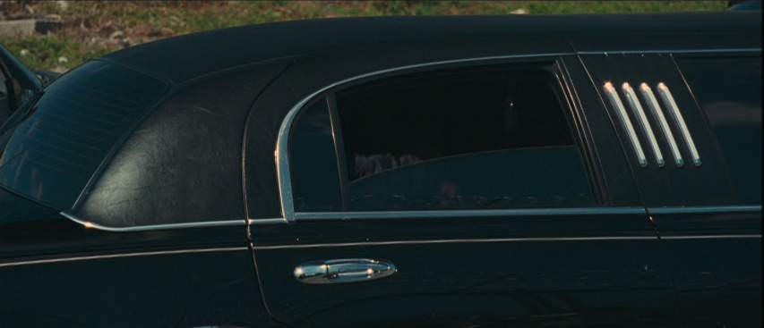 Lincoln Town Car Stretched Limousine
