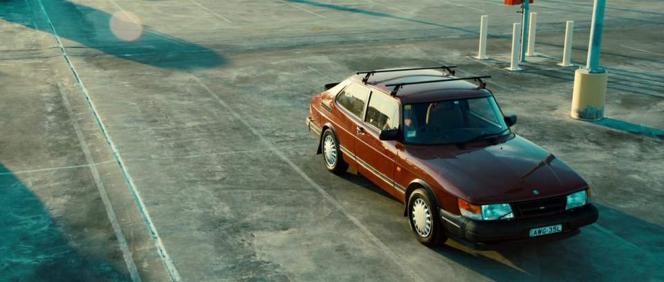 SAAB 900