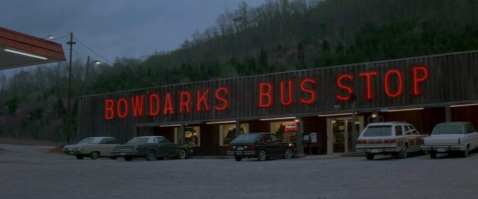 Chrysler LeBaron Town & Country