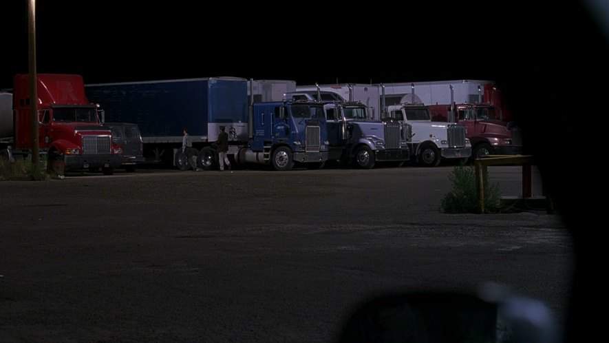 Freightliner FLT