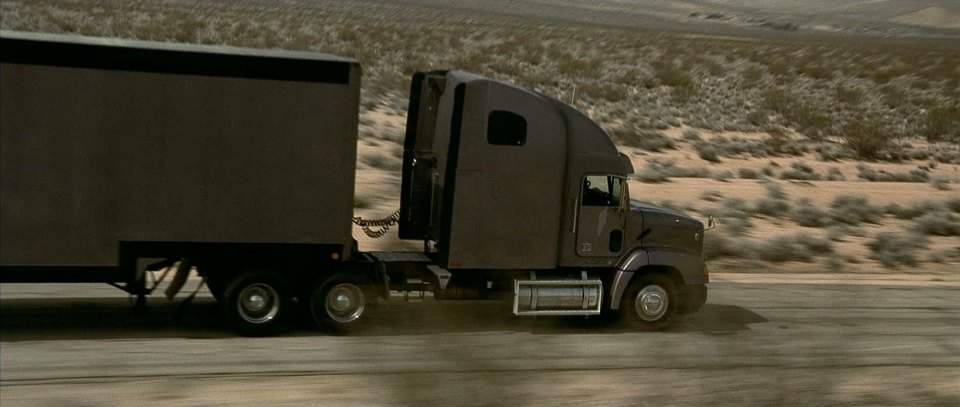 Freightliner FLD 112