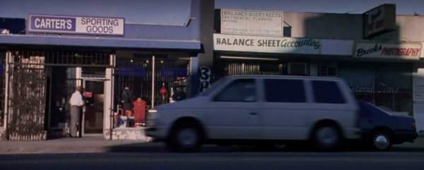 Plymouth Voyager