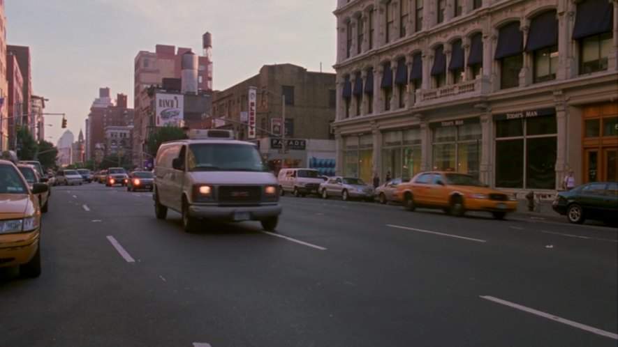 GMC Savana