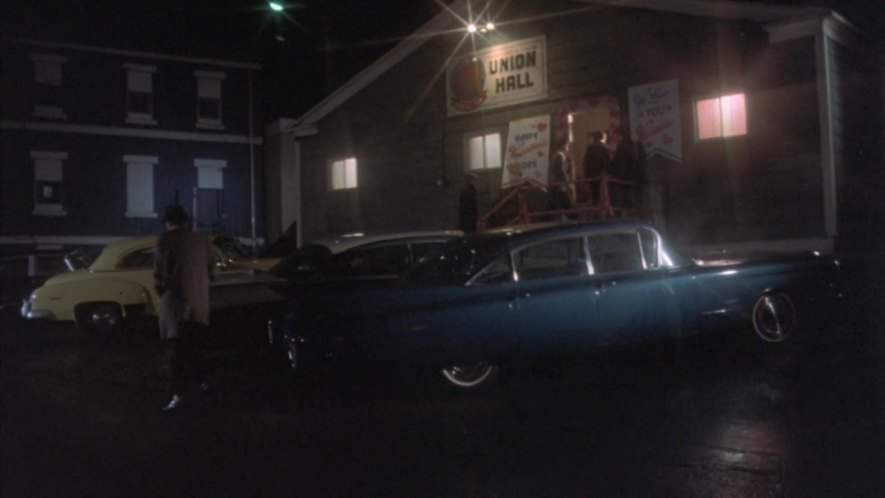 Cadillac Sedan DeVille