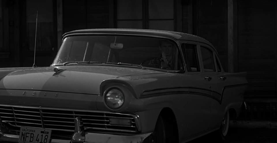 Ford Custom 300