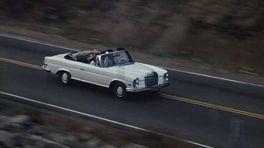 Mercedes-Benz 300 SE Convertible