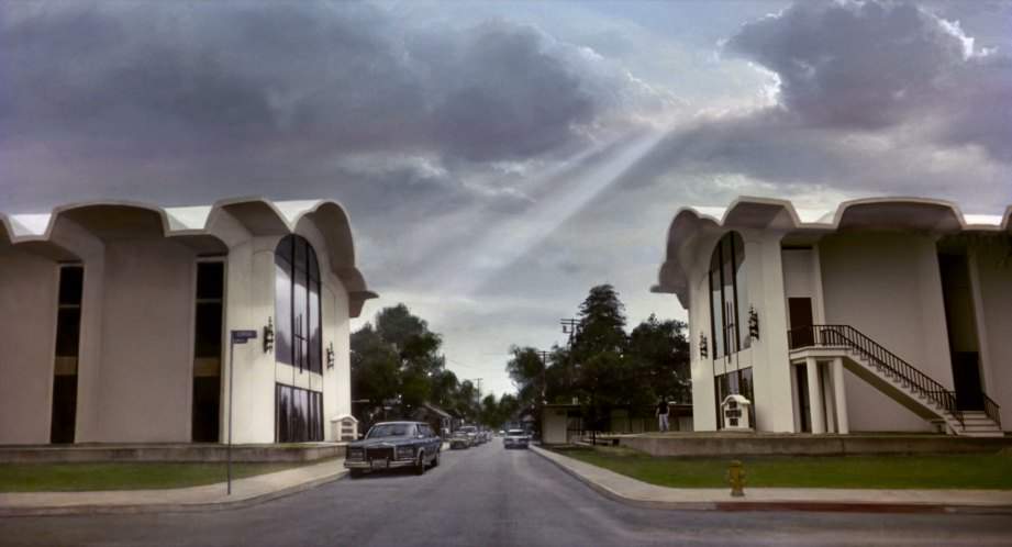 Lincoln Town Car Stretched Limousine