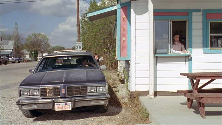 Oldsmobile Custom Cruiser