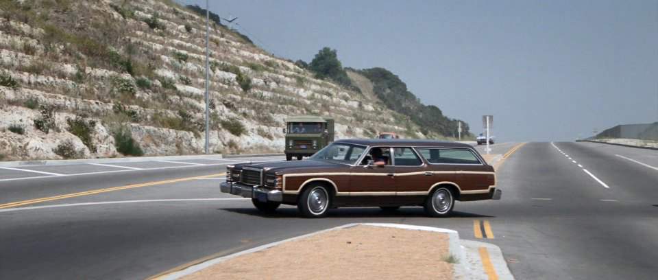Ford LTD Country Squire