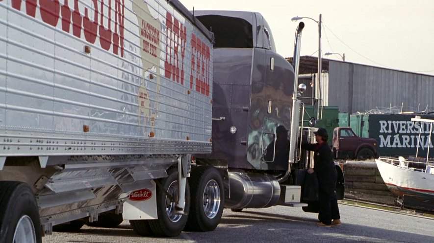 Peterbilt 379