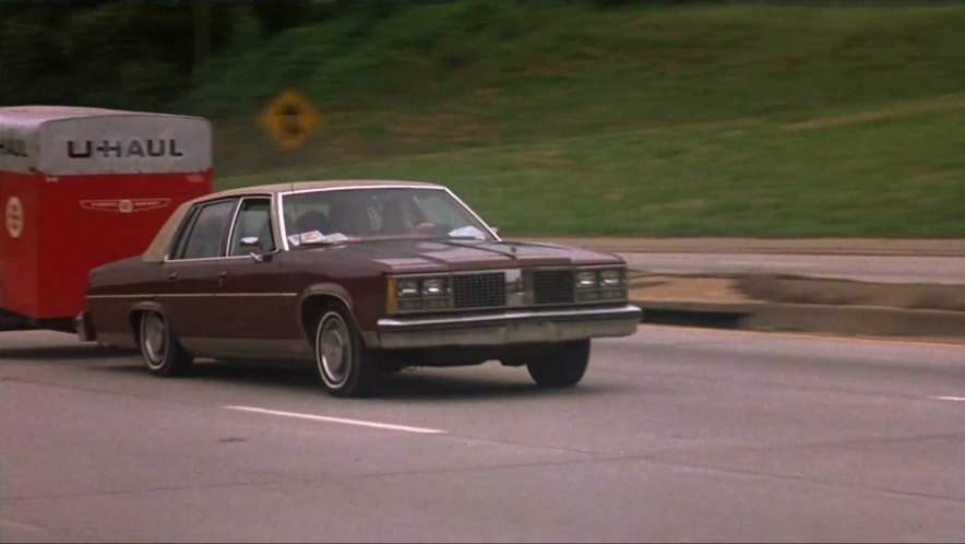 Oldsmobile Ninety-Eight Luxury