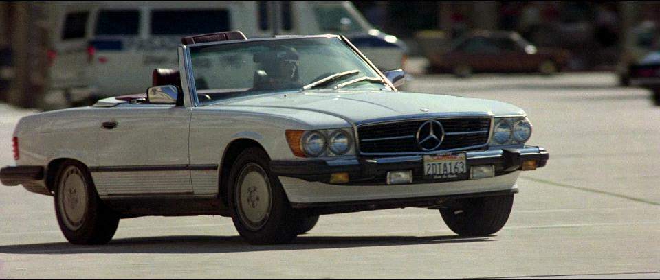 Mercedes-Benz 560 SL