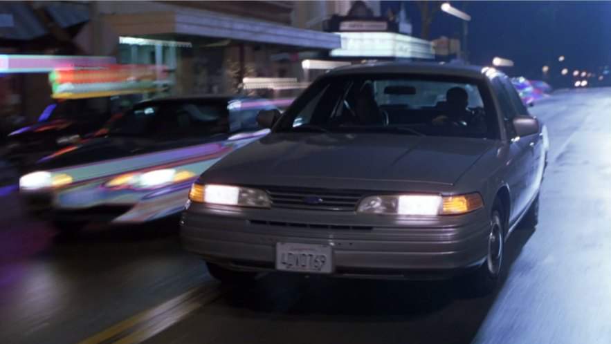 Ford Crown Victoria
