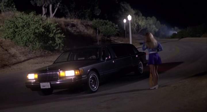 Lincoln Town Car Stretched Limousine