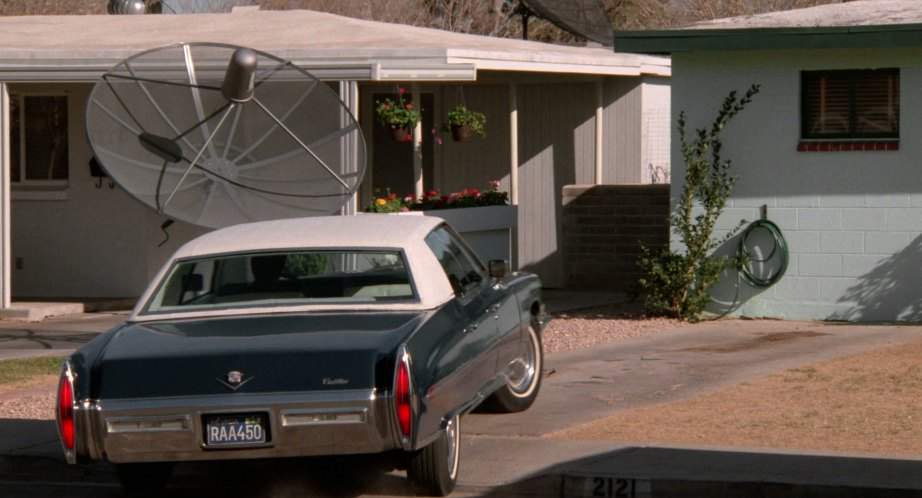 Cadillac Sedan DeVille