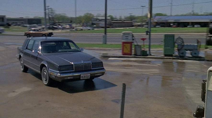 Chrysler New Yorker Fifth Avenue