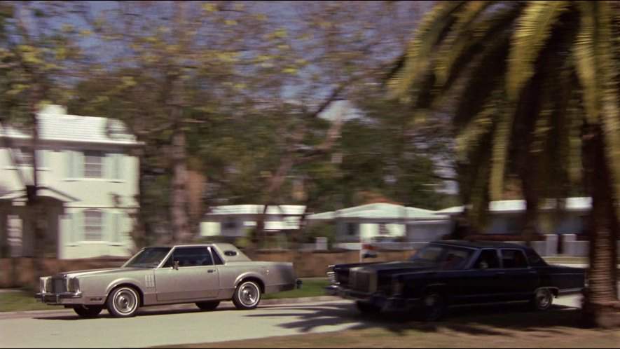Lincoln Continental Mark VI