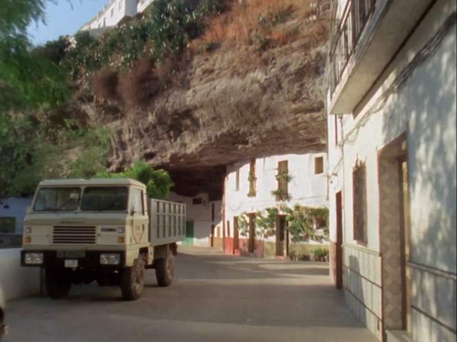 Land-Rover Santana 2000