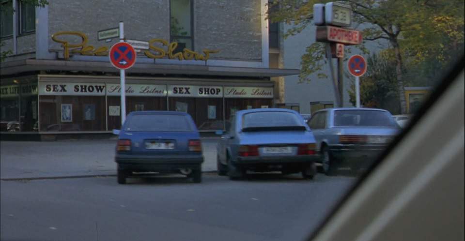 SAAB 900