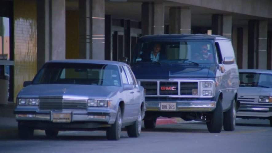 Cadillac Sedan DeVille
