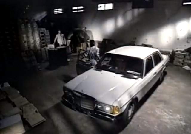 Mercedes-Benz 