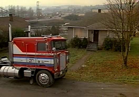 Kenworth K-100
