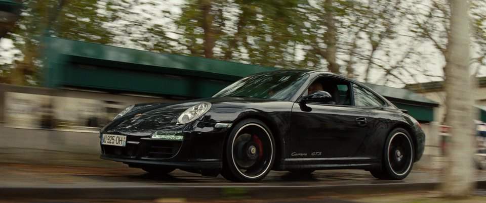 Porsche 911 Carrera GTS