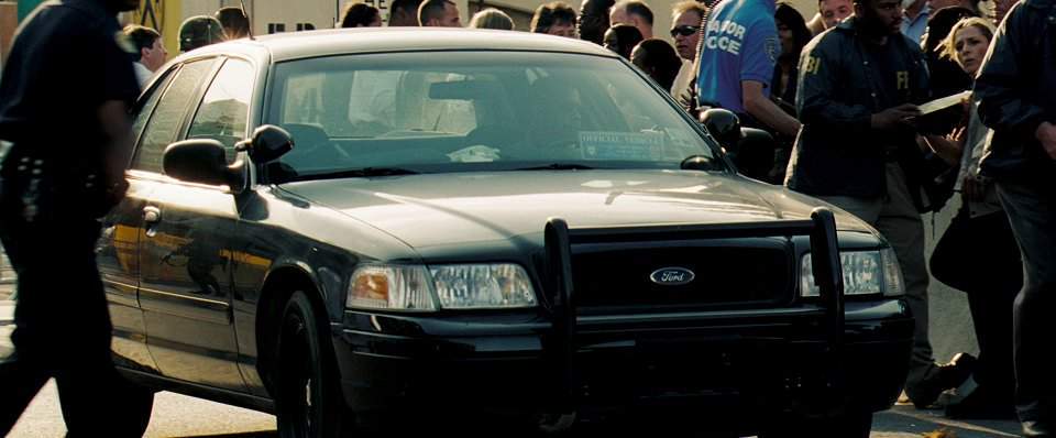 2001 Ford Crown Victoria in Deja Vu