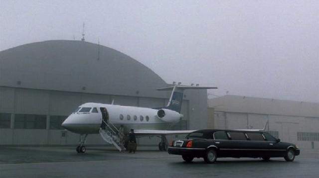 Lincoln Town Car Stretched Limousine