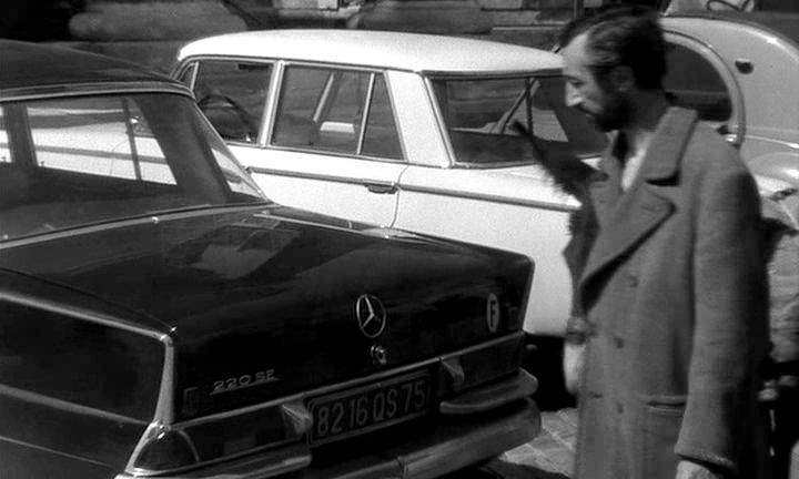 Mercedes-Benz 220 SE